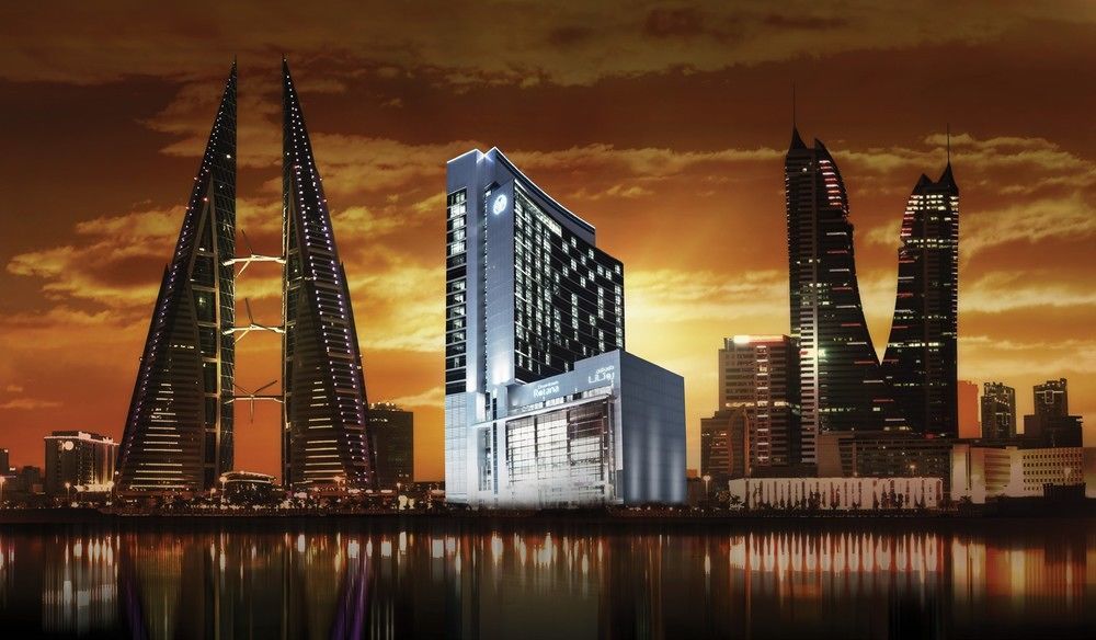 Downtown Rotana Hotel Al-Manamah Bagian luar foto The Four Seasons Hotel, Manama