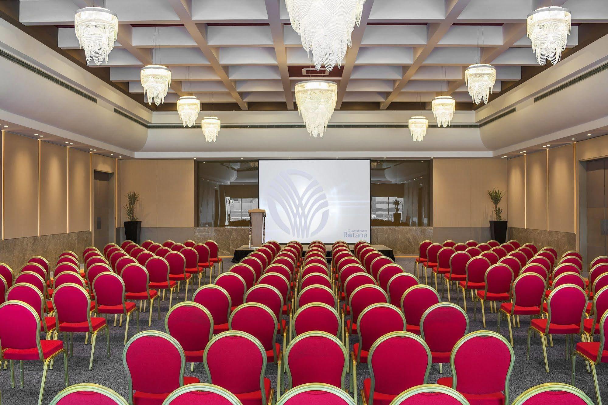 Downtown Rotana Hotel Al-Manamah Bagian luar foto The ballroom